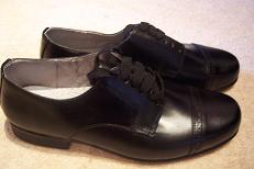 Aris Allen dancing shoes