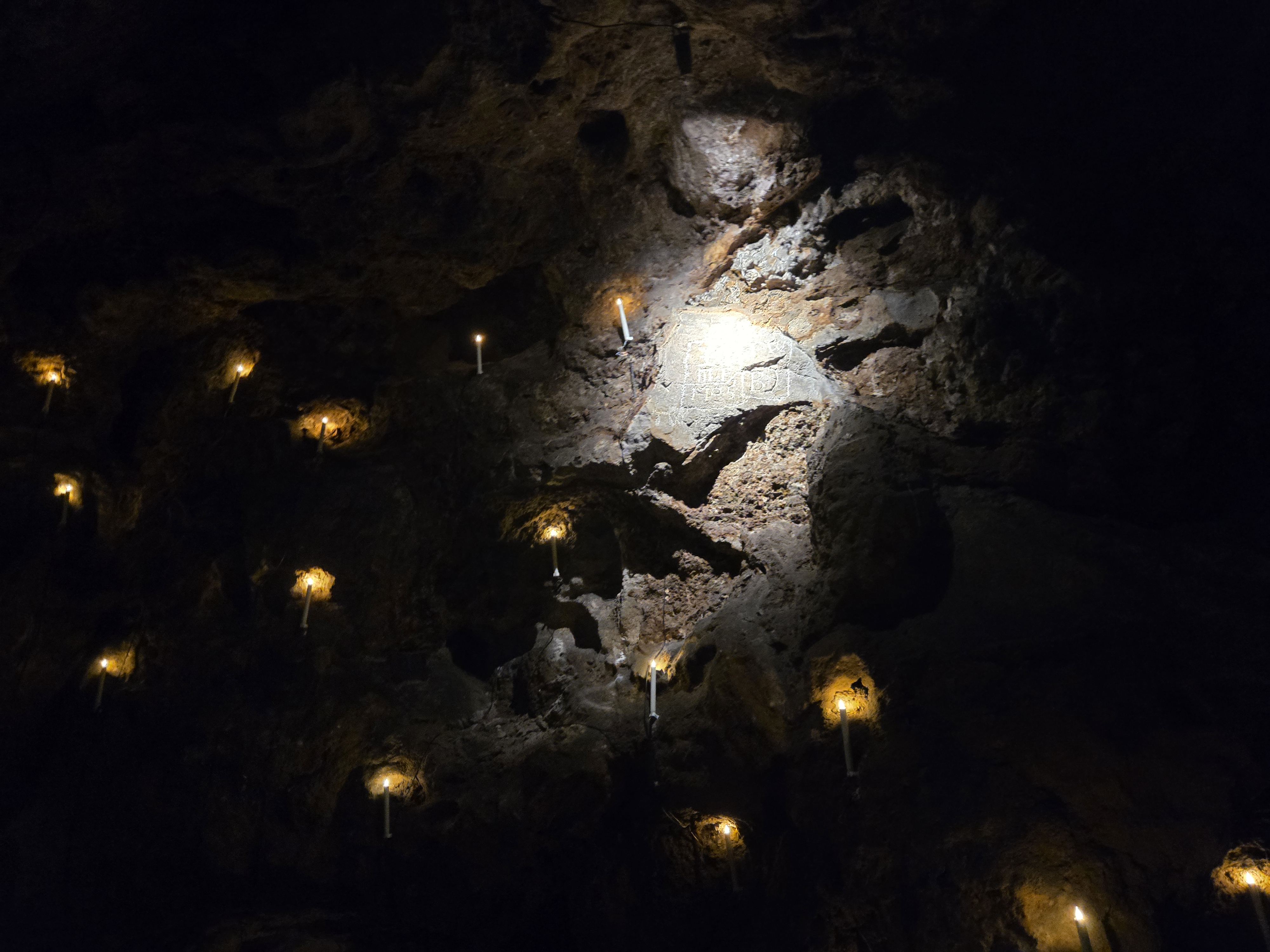 Cave chamber